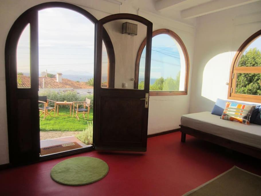 Tranquility?just Relax On The Non-touristic Coast Vakantiehuis *