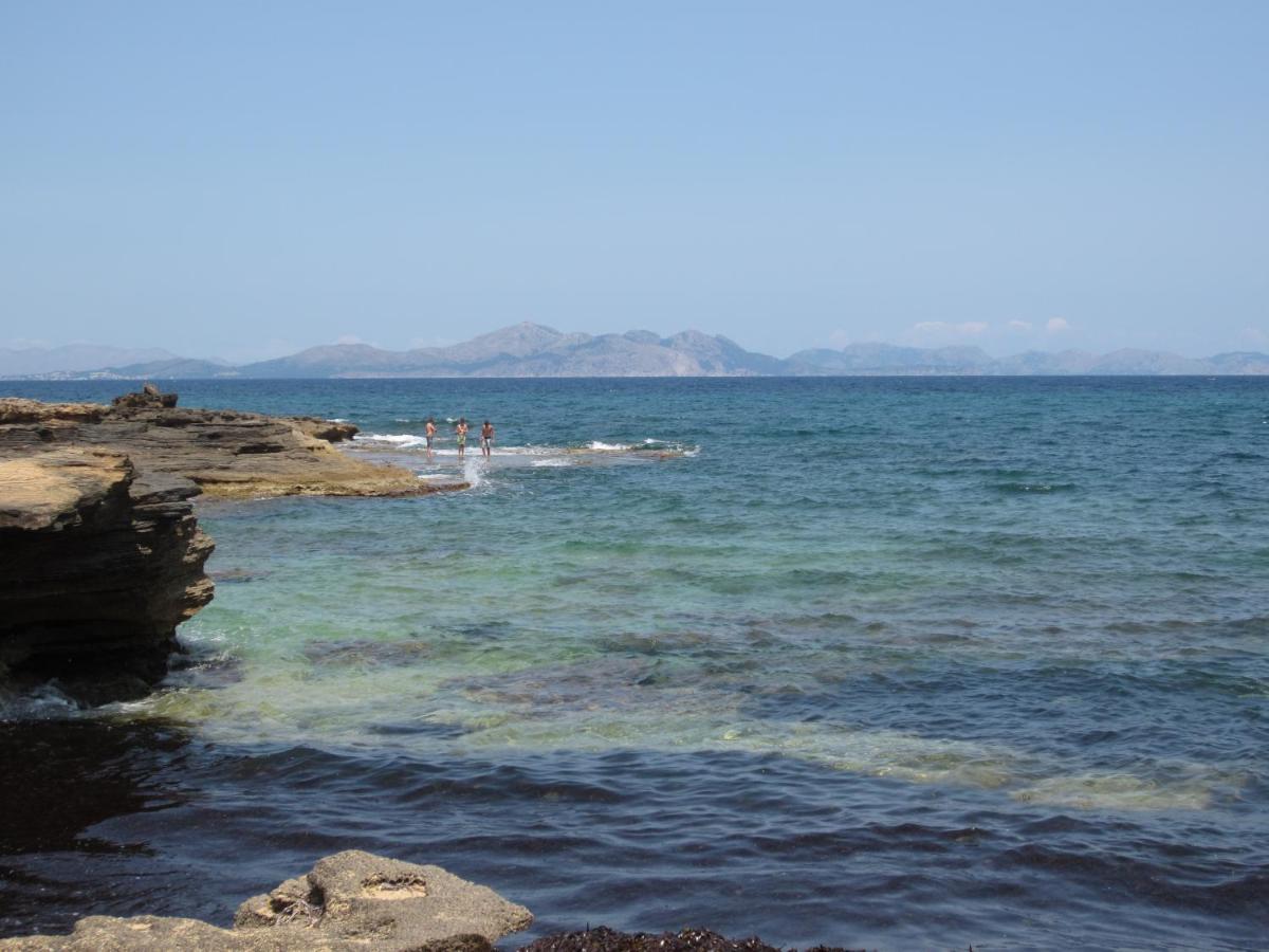 Tranquility?just Relax On The Non-touristic Coast Colònia de Sant Pere